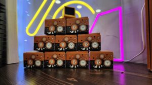 🔴Let's Talk Crypto Mining + Crypto Tracker Giveaways!